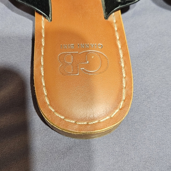 Gianni Bini Sandals Size 8 - Picture 4 of 6